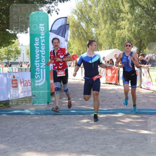 07.09.2025 - 19. Norderstedt Triathlon Zöllner http://msf.ph/oto/8779873 07.09.2025 12:42:28 Ziel 168, 741, 800 meine-sportfotos.de