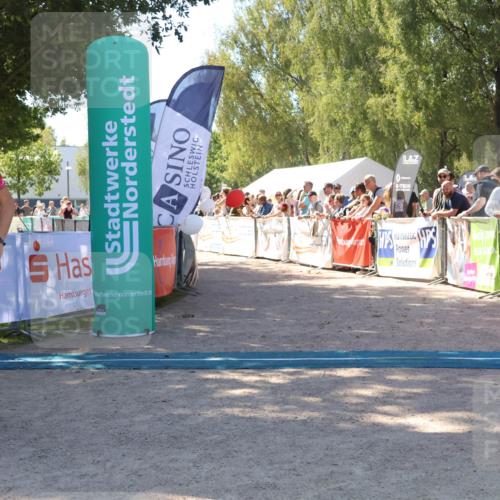 07.09.2025 - 19. Norderstedt Triathlon Zöllner http://msf.ph/oto/8780075 07.09.2025 12:46:46 Ziel 1233 meine-sportfotos.de