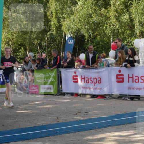 07.09.2025 - 19. Norderstedt Triathlon Zöllner http://msf.ph/oto/8780458 07.09.2025 10:52:57 Ziel 84, 652, 690, 1130 meine-sportfotos.de