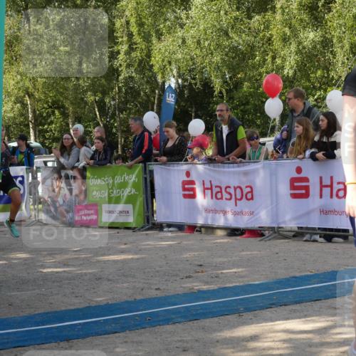 07.09.2025 - 19. Norderstedt Triathlon Zöllner http://msf.ph/oto/8780484 07.09.2025 10:53:00 Ziel 690, 1130 meine-sportfotos.de