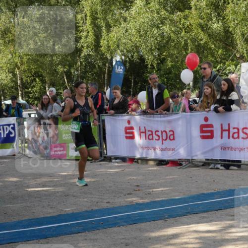 07.09.2025 - 19. Norderstedt Triathlon Zöllner http://msf.ph/oto/8780489 07.09.2025 10:53:01 Ziel 690, 1130 meine-sportfotos.de
