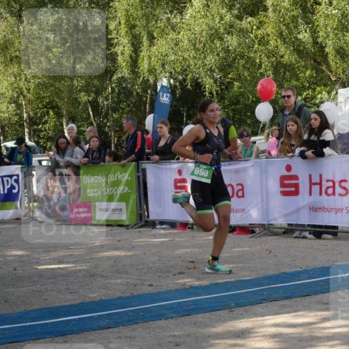 07.09.2025 - 19. Norderstedt Triathlon Zöllner http://msf.ph/oto/8780494 07.09.2025 10:53:01 Ziel 690, 1130 meine-sportfotos.de