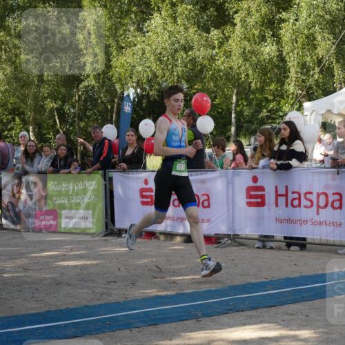 07.09.2025 - 19. Norderstedt Triathlon Zöllner http://msf.ph/oto/8780519 07.09.2025 10:53:55 Ziel 684 meine-sportfotos.de