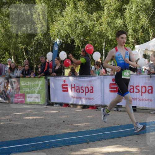 07.09.2025 - 19. Norderstedt Triathlon Zöllner http://msf.ph/oto/8780525 07.09.2025 10:53:56 Ziel 684 meine-sportfotos.de
