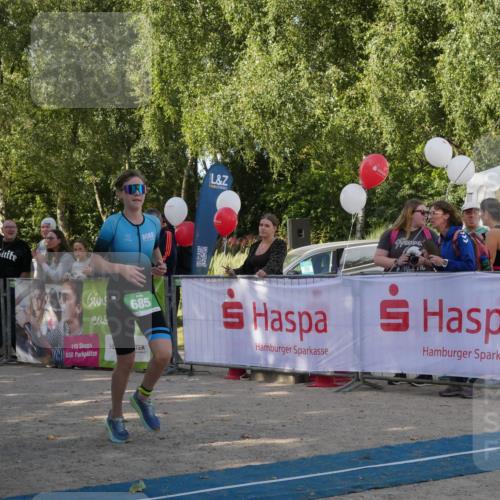 07.09.2025 - 19. Norderstedt Triathlon Zöllner http://msf.ph/oto/8780804 07.09.2025 10:55:38 Ziel 685 meine-sportfotos.de