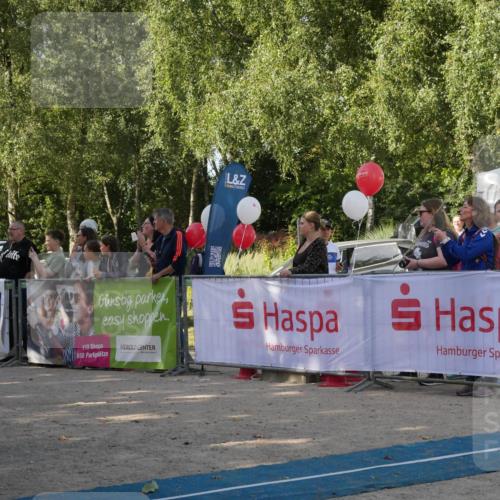 07.09.2025 - 19. Norderstedt Triathlon Zöllner http://msf.ph/oto/8780844 07.09.2025 10:55:58 Ziel 637, 661, 680 meine-sportfotos.de