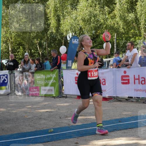 07.09.2025 - 19. Norderstedt Triathlon Zöllner http://msf.ph/oto/8781014 07.09.2025 10:56:30 Ziel 109, 114, 1150 meine-sportfotos.de