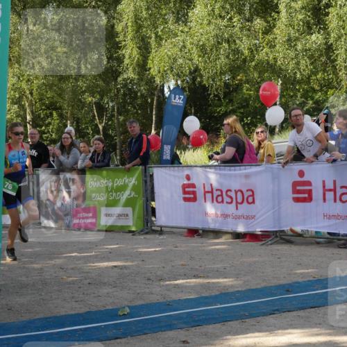 07.09.2025 - 19. Norderstedt Triathlon Zöllner http://msf.ph/oto/8781093 07.09.2025 10:56:44 Ziel 70, 76, 102, 682 meine-sportfotos.de