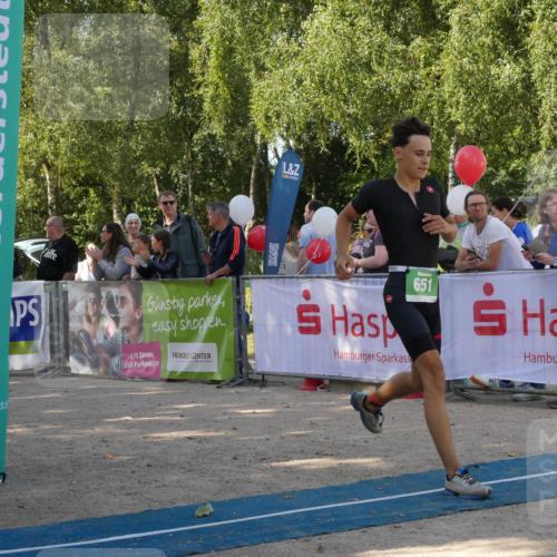 07.09.2025 - 19. Norderstedt Triathlon Zöllner http://msf.ph/oto/8781140 07.09.2025 10:56:57 Ziel 651 meine-sportfotos.de