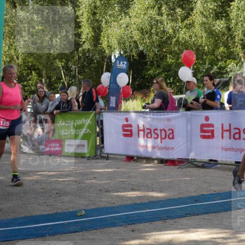 07.09.2025 - 19. Norderstedt Triathlon Zöllner http://msf.ph/oto/8781366 07.09.2025 10:57:48 Ziel 669, 1125 meine-sportfotos.de