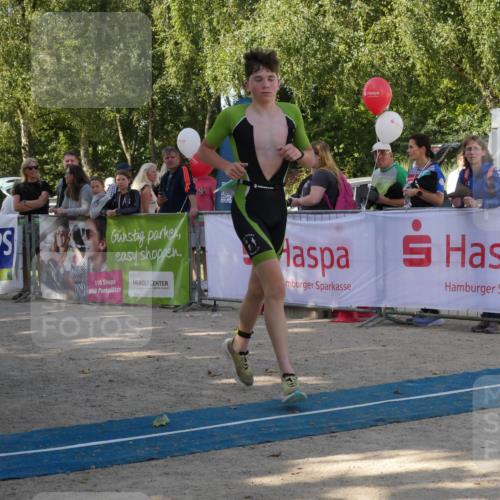 07.09.2025 - 19. Norderstedt Triathlon Zöllner http://msf.ph/oto/8781421 07.09.2025 10:57:55 Ziel 655, 669, 1125 meine-sportfotos.de