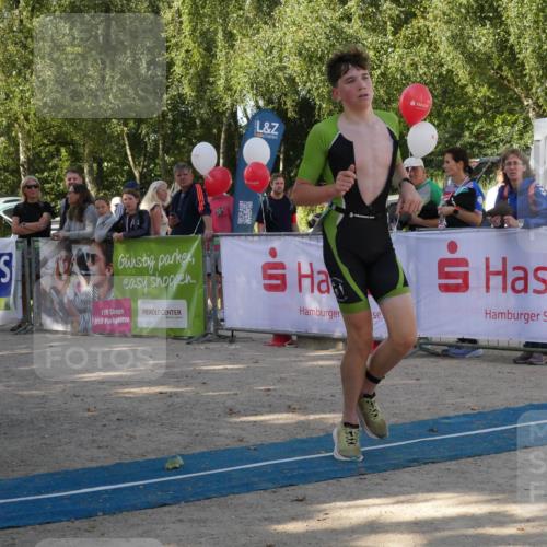07.09.2025 - 19. Norderstedt Triathlon Zöllner http://msf.ph/oto/8781430 07.09.2025 10:57:55 Ziel 655, 669, 1125 meine-sportfotos.de