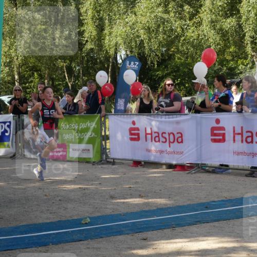07.09.2025 - 19. Norderstedt Triathlon Zöllner http://msf.ph/oto/8781444 07.09.2025 10:58:02 Ziel 130 meine-sportfotos.de