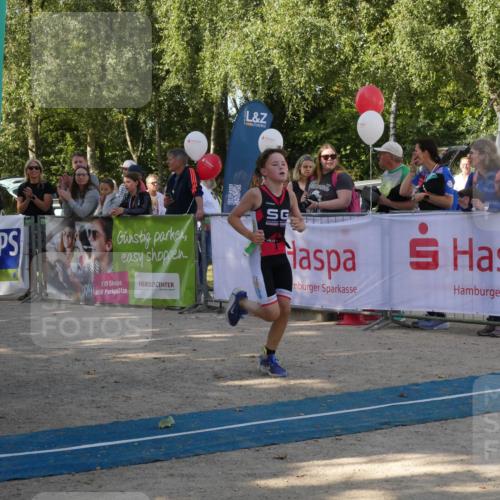 07.09.2025 - 19. Norderstedt Triathlon Zöllner http://msf.ph/oto/8781456 07.09.2025 10:58:03 Ziel 130 meine-sportfotos.de