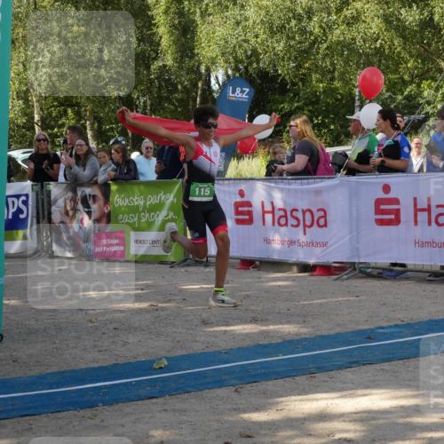07.09.2025 - 19. Norderstedt Triathlon Zöllner http://msf.ph/oto/8781512 07.09.2025 10:58:15 Ziel 60, 108, 115, 638, 670 meine-sportfotos.de