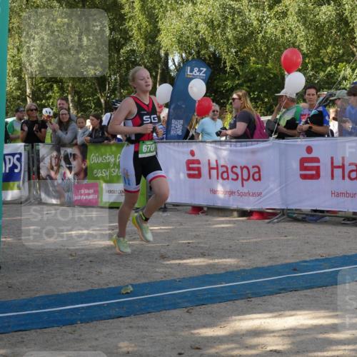 07.09.2025 - 19. Norderstedt Triathlon Zöllner http://msf.ph/oto/8781542 07.09.2025 10:58:18 Ziel 108, 115, 670 meine-sportfotos.de