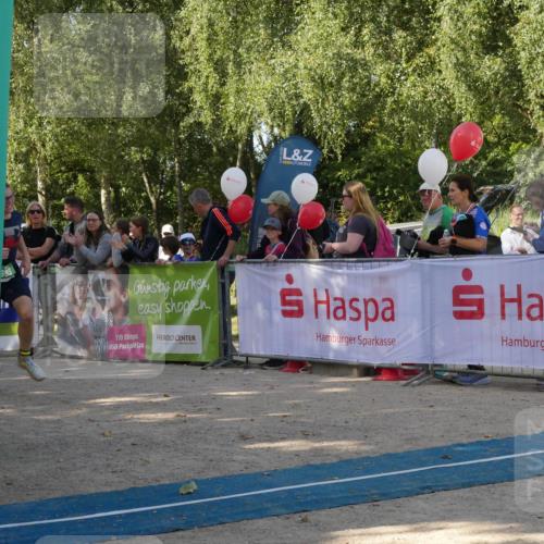 07.09.2025 - 19. Norderstedt Triathlon Zöllner http://msf.ph/oto/8781564 07.09.2025 10:58:34 Ziel 57, 693 meine-sportfotos.de