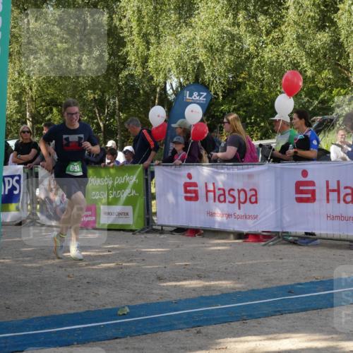 07.09.2025 - 19. Norderstedt Triathlon Zöllner http://msf.ph/oto/8781567 07.09.2025 10:58:34 Ziel 57, 693 meine-sportfotos.de