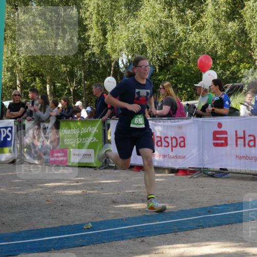 07.09.2025 - 19. Norderstedt Triathlon Zöllner http://msf.ph/oto/8781582 07.09.2025 10:58:35 Ziel 57, 693 meine-sportfotos.de