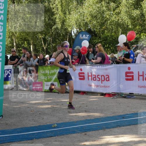 07.09.2025 - 19. Norderstedt Triathlon Zöllner http://msf.ph/oto/8781639 07.09.2025 10:58:41 Ziel 57, 129, 643, 693 meine-sportfotos.de
