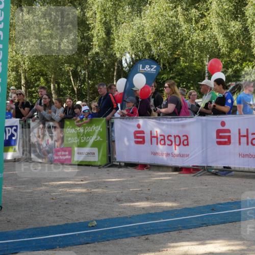 07.09.2025 - 19. Norderstedt Triathlon Zöllner http://msf.ph/oto/8781676 07.09.2025 10:58:58 Ziel 106 meine-sportfotos.de