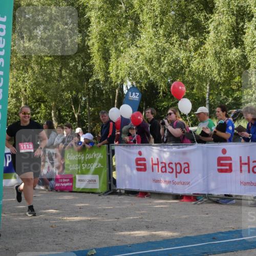 07.09.2025 - 19. Norderstedt Triathlon Zöllner http://msf.ph/oto/8781709 07.09.2025 10:59:40 Ziel 64, 83, 1113 meine-sportfotos.de