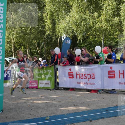 07.09.2025 - 19. Norderstedt Triathlon Zöllner http://msf.ph/oto/8781751 07.09.2025 10:59:44 Ziel 64, 83, 1113 meine-sportfotos.de