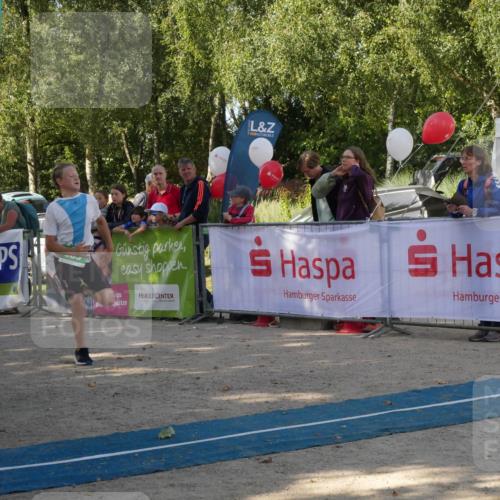 07.09.2025 - 19. Norderstedt Triathlon Zöllner http://msf.ph/oto/8782011 07.09.2025 11:00:46 Ziel 689 meine-sportfotos.de