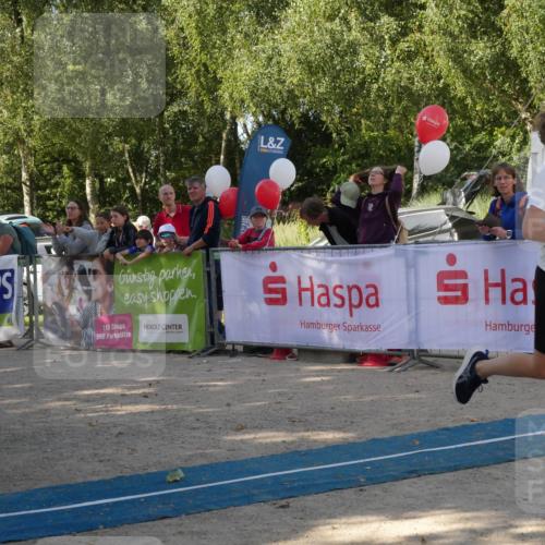 07.09.2025 - 19. Norderstedt Triathlon Zöllner http://msf.ph/oto/8782028 07.09.2025 11:00:47 Ziel 689 meine-sportfotos.de