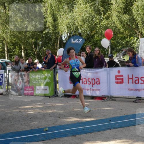 07.09.2025 - 19. Norderstedt Triathlon Zöllner http://msf.ph/oto/8782264 07.09.2025 11:02:11 Ziel 111 meine-sportfotos.de