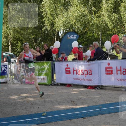 07.09.2025 - 19. Norderstedt Triathlon Zöllner http://msf.ph/oto/8782455 07.09.2025 11:04:23 Ziel 71, 92 meine-sportfotos.de