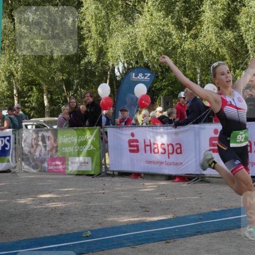 07.09.2025 - 19. Norderstedt Triathlon Zöllner http://msf.ph/oto/8782465 07.09.2025 11:04:24 Ziel 71, 92 meine-sportfotos.de
