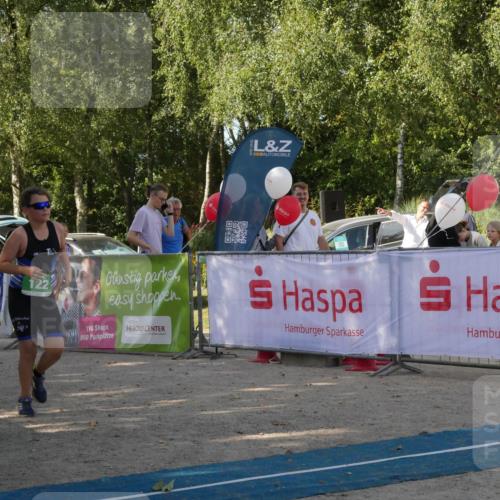 07.09.2025 - 19. Norderstedt Triathlon Zöllner http://msf.ph/oto/8782927 07.09.2025 11:16:09 Ziel 122 meine-sportfotos.de