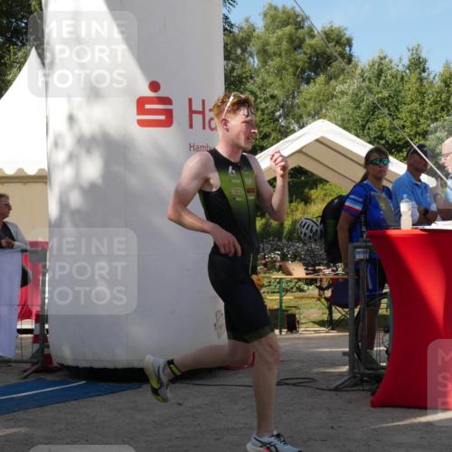 07.09.2025 - 19. Norderstedt Triathlon Zöllner http://msf.ph/oto/8782990 07.09.2025 11:44:02 Ziel 1157 meine-sportfotos.de