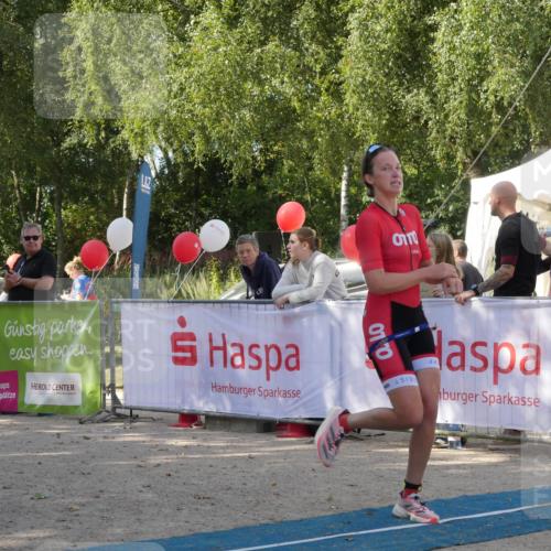 07.09.2025 - 19. Norderstedt Triathlon Zöllner http://msf.ph/oto/8783086 07.09.2025 11:49:08 Ziel 231 meine-sportfotos.de