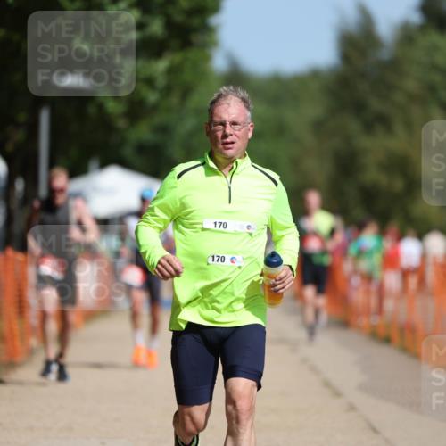 07.09.2025 - 19. Norderstedt Triathlon Michael Strokosch http://msf.ph/oto/8783154 07.09.2025 12:14:22 Laufen 138, 154, 170, 819 meine-sportfotos.de