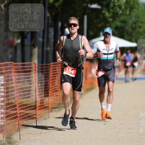 07.09.2025 - 19. Norderstedt Triathlon Michael Strokosch http://msf.ph/oto/8783219 07.09.2025 12:14:25 Laufen 138, 154, 170, 819 meine-sportfotos.de