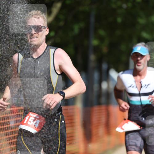 07.09.2025 - 19. Norderstedt Triathlon Michael Strokosch http://msf.ph/oto/8783300 07.09.2025 12:14:28 Laufen 138, 154, 819 meine-sportfotos.de