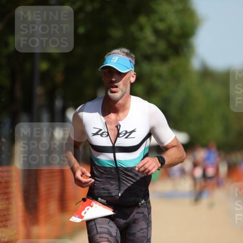 07.09.2025 - 19. Norderstedt Triathlon Michael Strokosch http://msf.ph/oto/8783309 07.09.2025 12:14:28 Laufen 138, 154, 819 meine-sportfotos.de