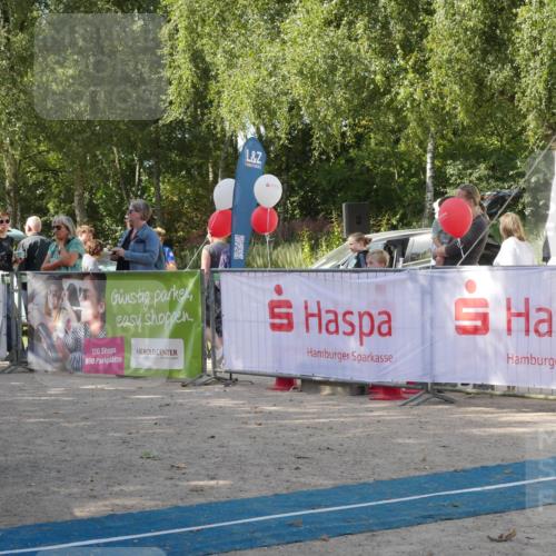 07.09.2025 - 19. Norderstedt Triathlon Zöllner http://msf.ph/oto/8783315 07.09.2025 11:53:35 Ziel 204, 1174, 1203 meine-sportfotos.de