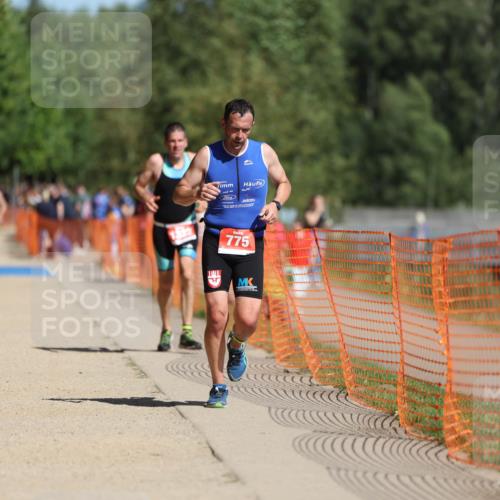 07.09.2025 - 19. Norderstedt Triathlon Michael Strokosch http://msf.ph/oto/8783411 07.09.2025 12:14:37 Laufen 775, 1332 meine-sportfotos.de