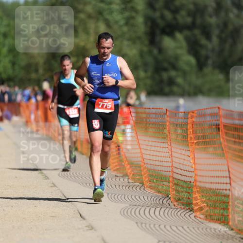 07.09.2025 - 19. Norderstedt Triathlon Michael Strokosch http://msf.ph/oto/8783430 07.09.2025 12:14:38 Laufen 775, 1332 meine-sportfotos.de