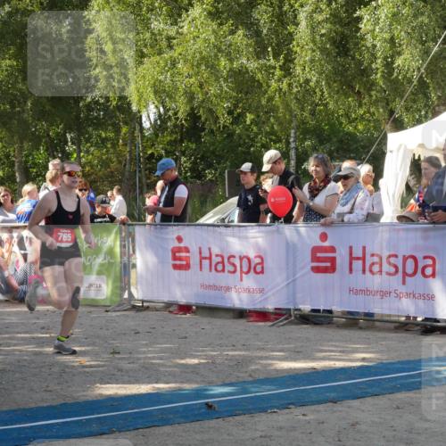 07.09.2025 - 19. Norderstedt Triathlon Zöllner http://msf.ph/oto/8784809 07.09.2025 12:27:37 Ziel 765 meine-sportfotos.de