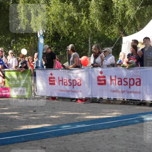 07.09.2025 - 19. Norderstedt Triathlon Zöllner http://msf.ph/oto/8784896 07.09.2025 12:29:29 Ziel 149, 155 meine-sportfotos.de