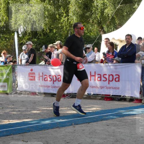 07.09.2025 - 19. Norderstedt Triathlon Zöllner http://msf.ph/oto/8784973 07.09.2025 12:30:44 Ziel 252 meine-sportfotos.de