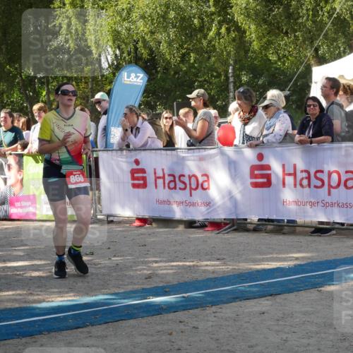 07.09.2025 - 19. Norderstedt Triathlon Zöllner http://msf.ph/oto/8785190 07.09.2025 12:36:47 Ziel 190, 860, 1267, 1319 meine-sportfotos.de