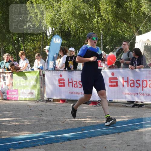 07.09.2025 - 19. Norderstedt Triathlon Zöllner http://msf.ph/oto/8785255 07.09.2025 12:37:53 Ziel 1367 meine-sportfotos.de