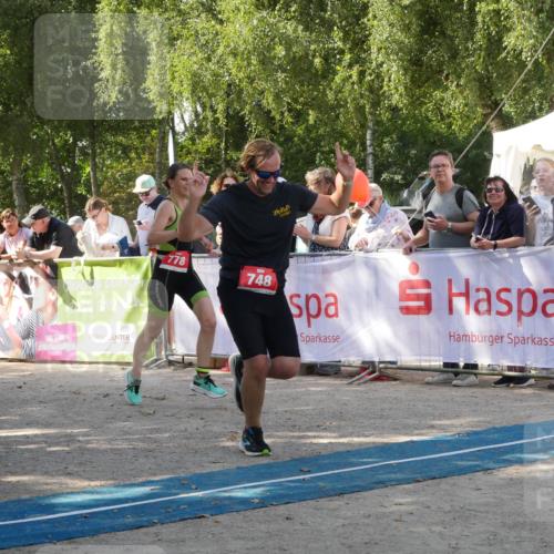 07.09.2025 - 19. Norderstedt Triathlon Zöllner http://msf.ph/oto/8785341 07.09.2025 12:40:17 Ziel 748, 763, 767, 778, 1239 meine-sportfotos.de