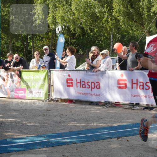 07.09.2025 - 19. Norderstedt Triathlon Zöllner http://msf.ph/oto/8785443 07.09.2025 12:42:30 Ziel 168, 741, 800 meine-sportfotos.de