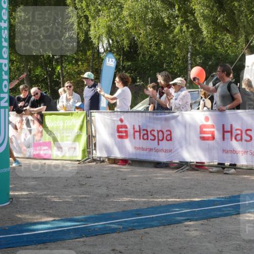 07.09.2025 - 19. Norderstedt Triathlon Zöllner http://msf.ph/oto/8785446 07.09.2025 12:42:34 Ziel 168, 215, 741, 800 meine-sportfotos.de